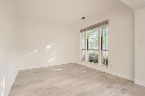 8308 Cornerwood Dr, Austin TX  78717-5336 exterior