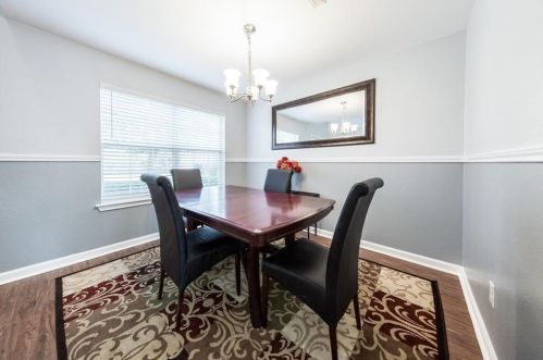 181 Goldenrod St, Uhland TX  78640-4217 exterior