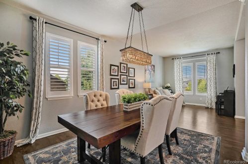 24662 Ontario Dr, Aurora CO 80016-4125 exterior