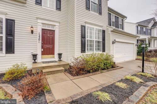 12201 Rainy Day Way, Gainesville, VA 20155-3859