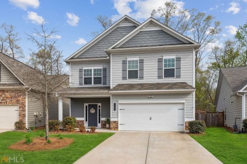 137 Prominence Cir, Holly Springs, GA 30114-8277