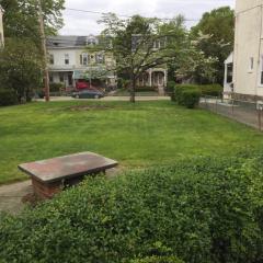 547 Hermitage St, Philadelphia PA  19128-2603 exterior