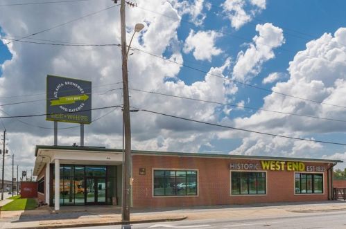 1222 Lorenzo Dr, Atlanta GA  30310-3946 exterior