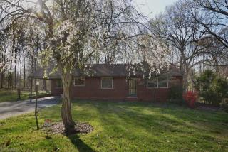 1537 Thornsdale Dr, Asheboro, NC 27203-3639