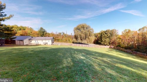 3332 Mountain Rd, Wardensville WV 26851-8279 exterior