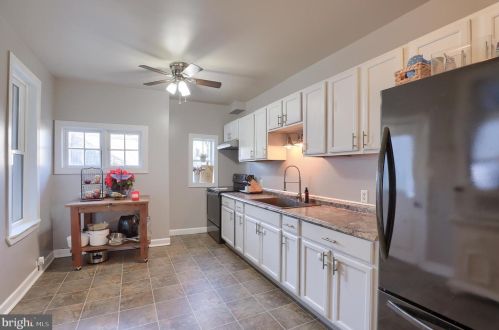 653 Vine St, Lancaster PA  17603-5510 exterior