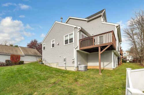 143 Morningside Ct, Huntington CT  06484-4347 exterior