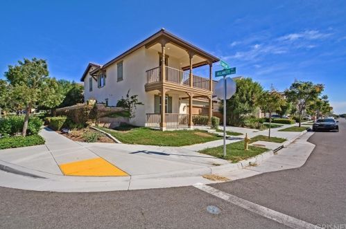 6160 Cumberland St, Chino, CA 91710-1379