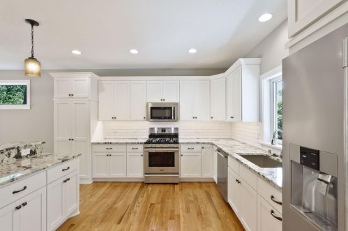 115 Greenwood St, Saint Paul MN  55115-2247 exterior