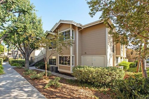 3625 Grove St, Lemon Grove, CA 91945-1859
