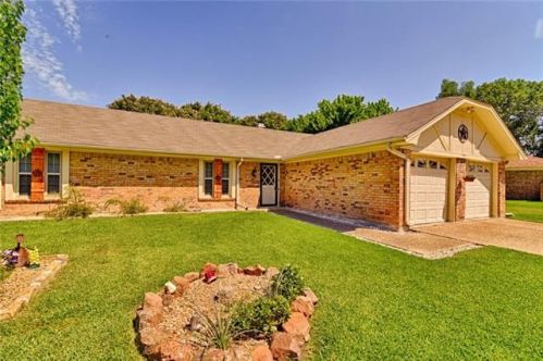 1104 Lou Ann Ave, Corsicana, TX 75110-1614