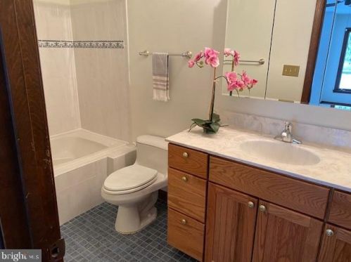 220 Gln Oban Dr, Arnold MD 21012-2110 exterior