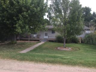 302 Miller St, Pratt, KS 67124-9015