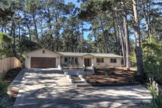 15 Greenwood Way, Monterey, CA 93940-5814