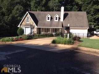 2110 Hamstead Ct, Suwanee, GA 30024-2733