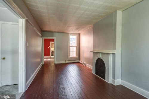 417 Mary St, Lancaster PA  17603-3330 exterior