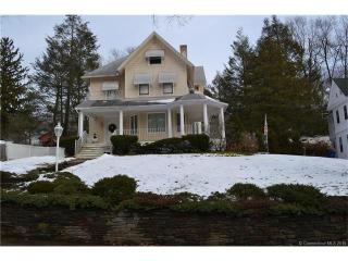 34 Park St, Ellington, CT 06029-3344