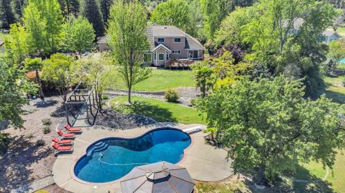 7936 Blaze Trail Ct, Citrus Heights, CA 95662-2115