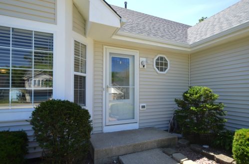 3915 Brenton Dr, Joliet, IL 60431-8802