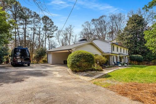 935 Landmark Dr, Atlanta GA  30342-2405 exterior