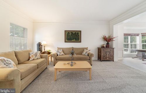 32 Neabsco Dr, Fredericksburg, VA 22405-2162