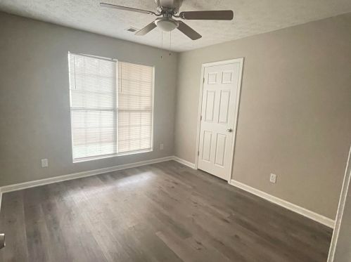 4328 Westglen Rd, Ellenwood, GA 30294-1998