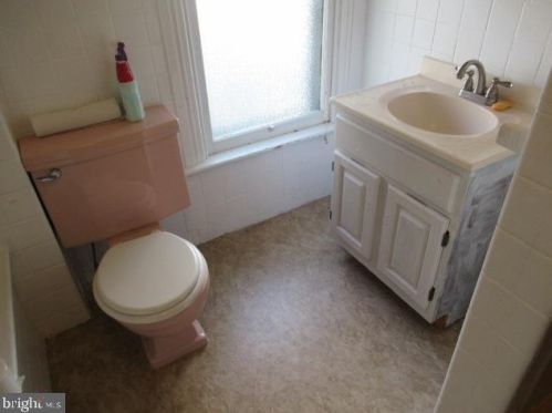 320 Middle St, Hanover PA 17331-3746 exterior