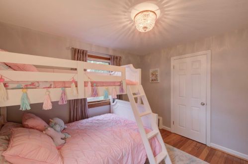 6975 Bramble Hill Dr, Cincinnati OH  45227-3260 exterior