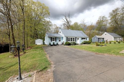 16 Glenwood Rd, East Hampton, CT 06447-1214
