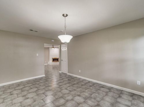 2920 Sierra Dr, Fort Worth TX  76116-3918 exterior