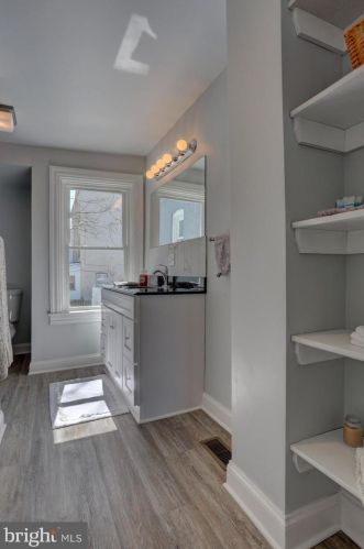 504 Chestnut St, Lancaster PA  17602-3019 exterior