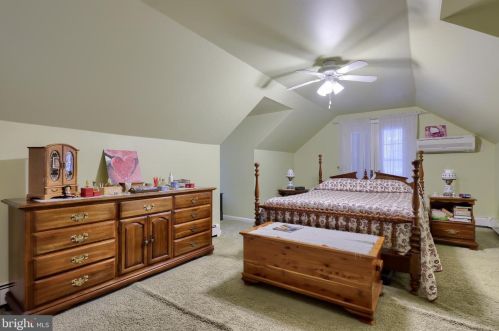 2078 Jarvis Rd, Lancaster PA  17601-6026 exterior