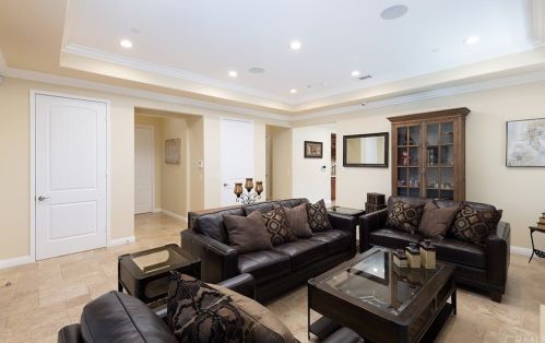 1715 Flower St, Santa Ana CA 92706-1502 exterior