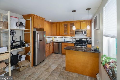 1336 Lombard St, Philadelphia PA  19147-1004 exterior