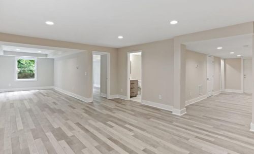 4904 Lakeside Dr, Atlanta GA  30360-1760 exterior
