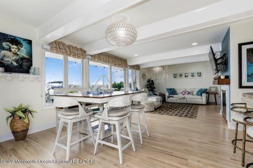 450 Tamiami Dr, Lavallette NJ  08735-3035 exterior