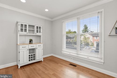 10871 Lockwood Dr, Silver Spring MD 20901-4514 exterior