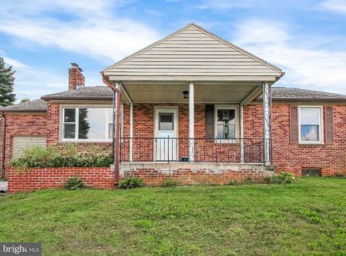 1150 Ruxton Rd, York, PA 17403-3036
