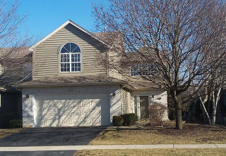 87 Townsend Cir, Naperville, IL 60565-3008
