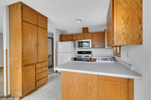 349 32nd Ave, Saint Cloud, MN 56303-3762