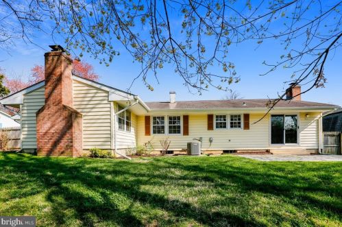 3005 Birchtree Ln, Silver Spring MD 20906-3035 exterior