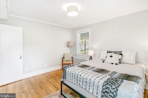 9111 Louis Ave, Silver Spring MD  20910-2129 exterior