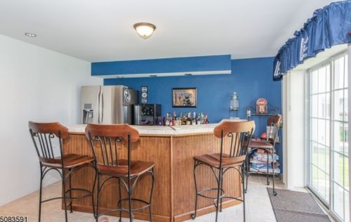 98 Winding Hill Dr, Hackettstown NJ  07840-5671 exterior