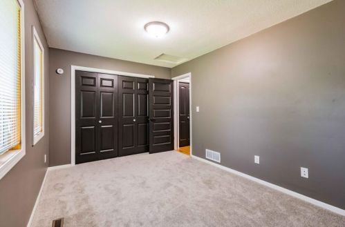1053 Griffin Ave, Saint Paul MN  55115-1509 exterior