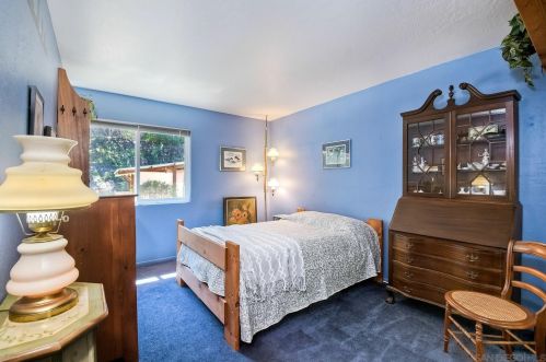 616 Estrelita Dr, Vista CA  92084-7926 exterior