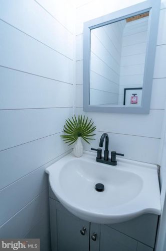 131 Ross St, Lancaster PA  17602-1926 exterior