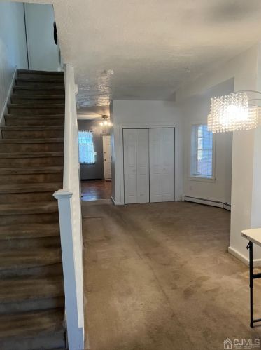 513 Stuyvesant Ave, Trenton NJ  08618-4123 exterior