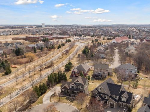 2488 Fieldstone Curv, Saint Paul MN  55129-6209 exterior