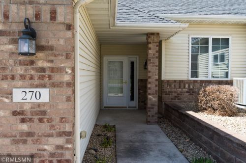 270 Summit Point Dr, Hastings, MN 55033-1638
