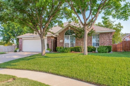 4636 Fountain Ridge Dr, Fort Worth, TX 76123-2916
